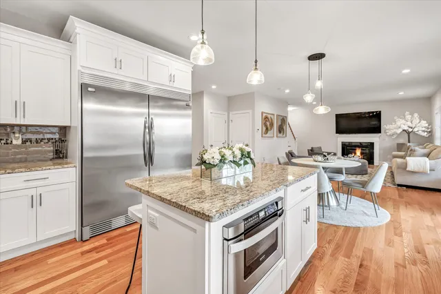 $799,900 | 191 Meadow Street, Shelton, CT 06484