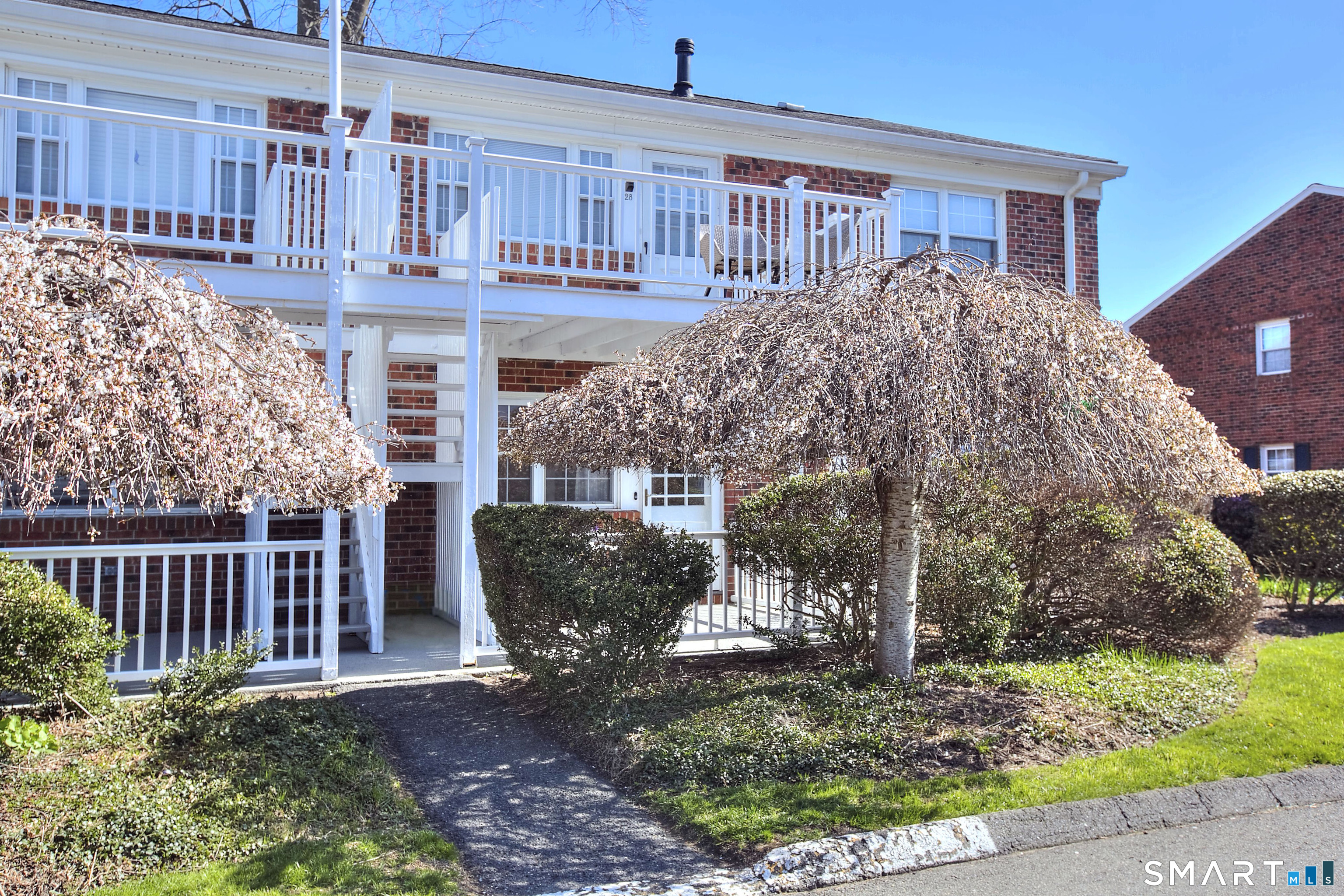 245 Unquowa Road, Unit 27 Fairfield, CT 06824 - Photo 17 of 25