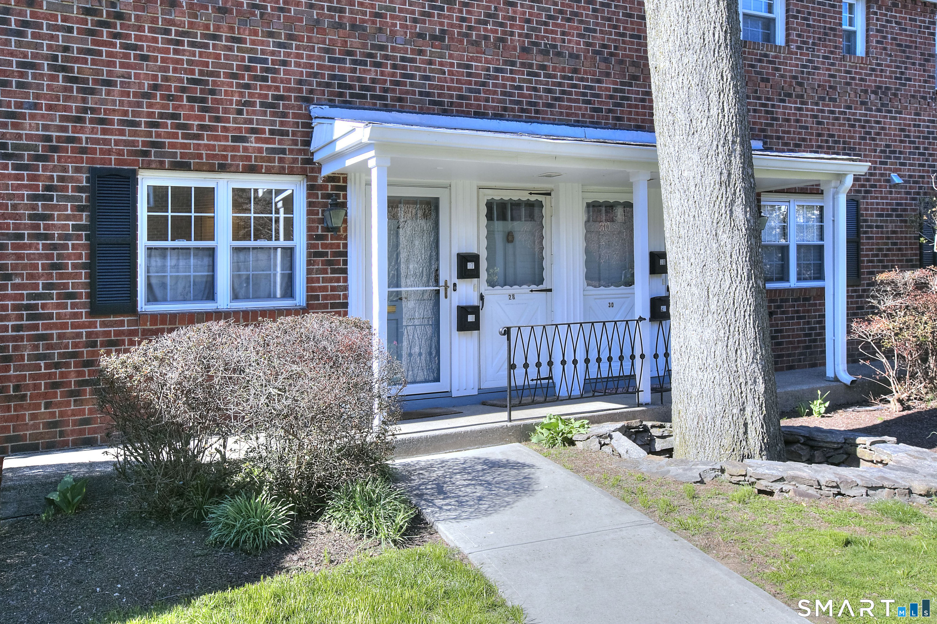 245 Unquowa Road, Unit 27 Fairfield, CT 06824 - Photo 24 of 25