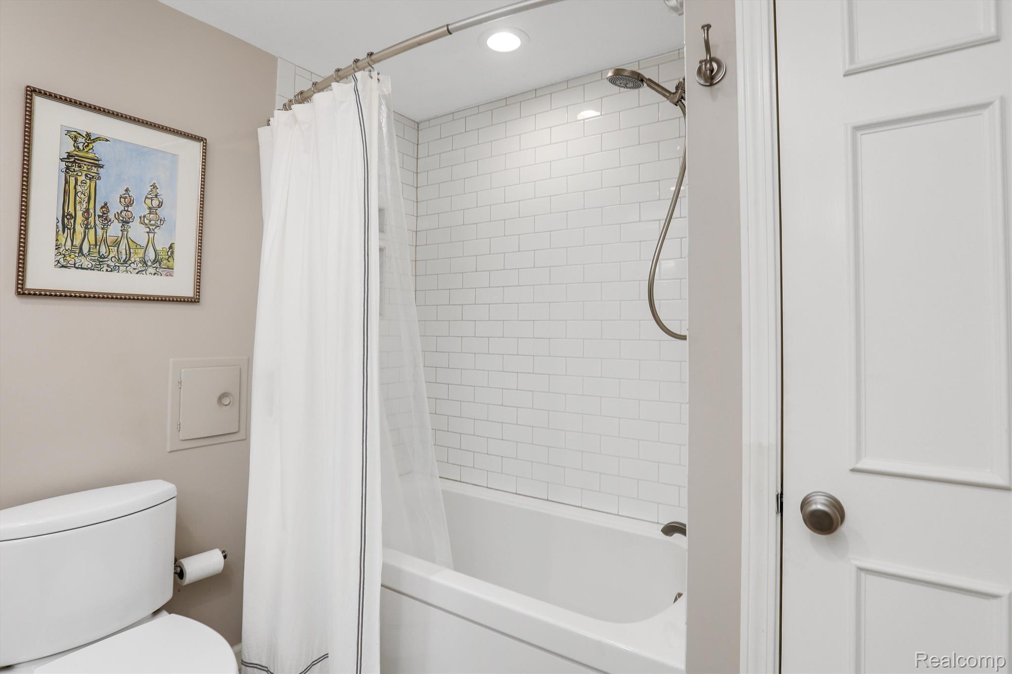 1029 Rock Spring Road Bloomfield Hills, MI 48304 - Photo 20 of 43 Gallery Image 20