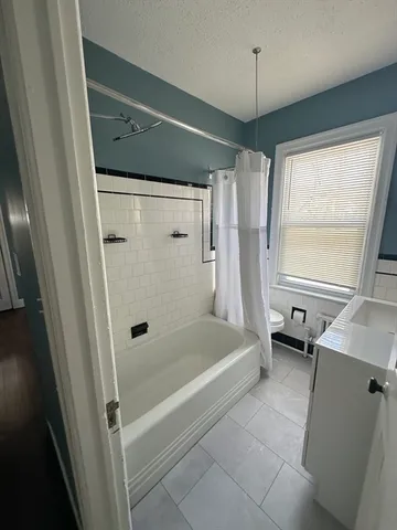 $1,900 | 188 Newman Avenue, Unit 1, Seekonk, MA 02771