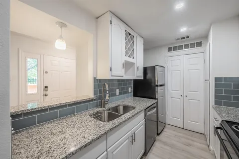 $165,000 | 8404 Forest Lane, Unit 305, Dallas, TX 75243