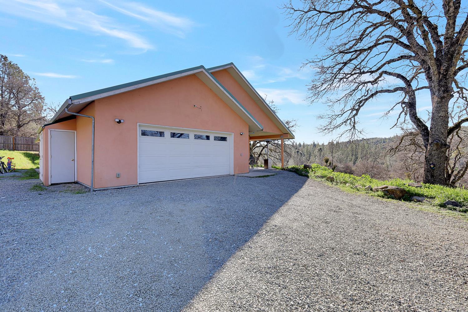 20516 Pleasant Valley Road North San Juan, CA 95960 - Photo 4 of 62