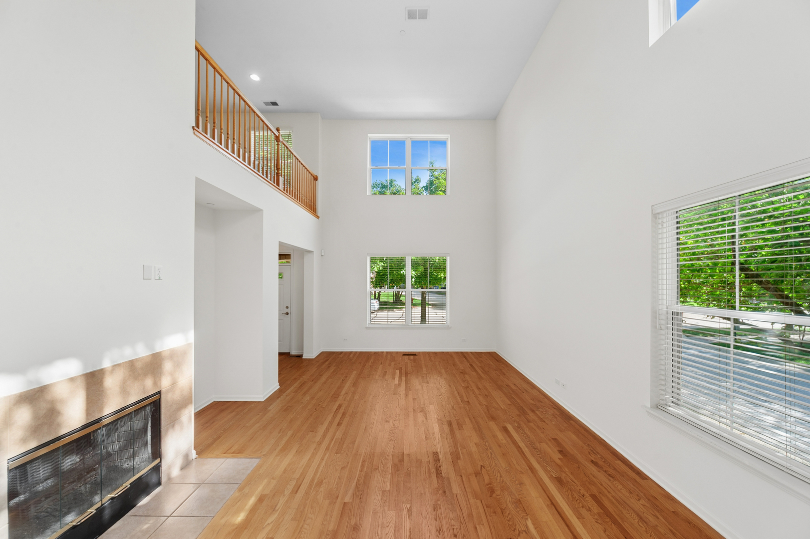 1925 Brentwood Road Northbrook, IL 60062 - Photo 7 of 31