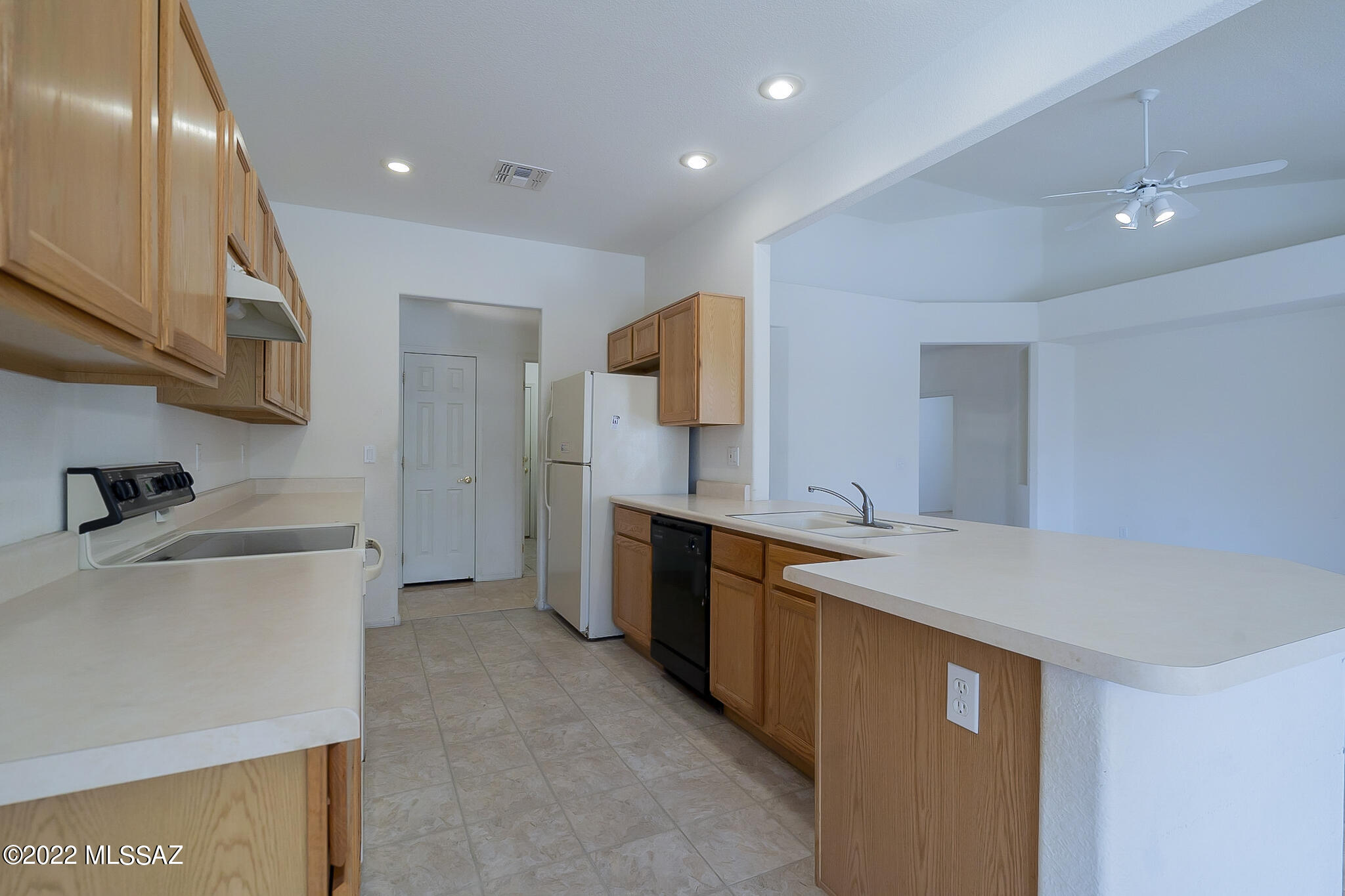 12417 North Mt Bigelow Road Oro Valley, AZ 85755 - Photo 21 of 48