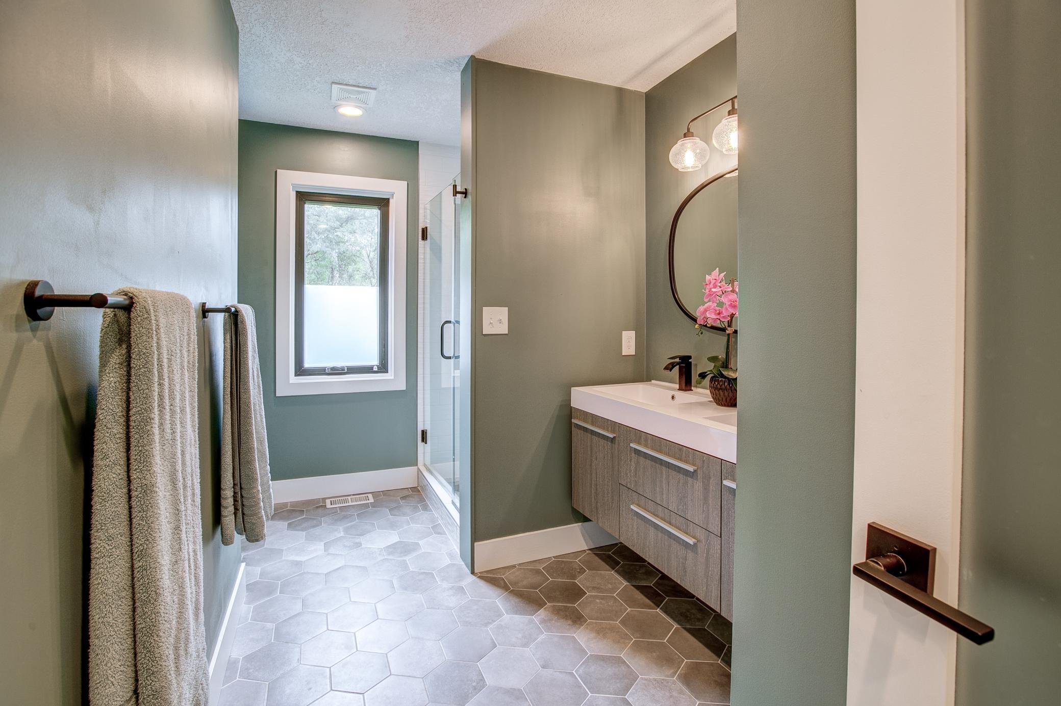 15120 Stone Ridge Trace Minnetonka, MN 55391 - Photo 27 of 69