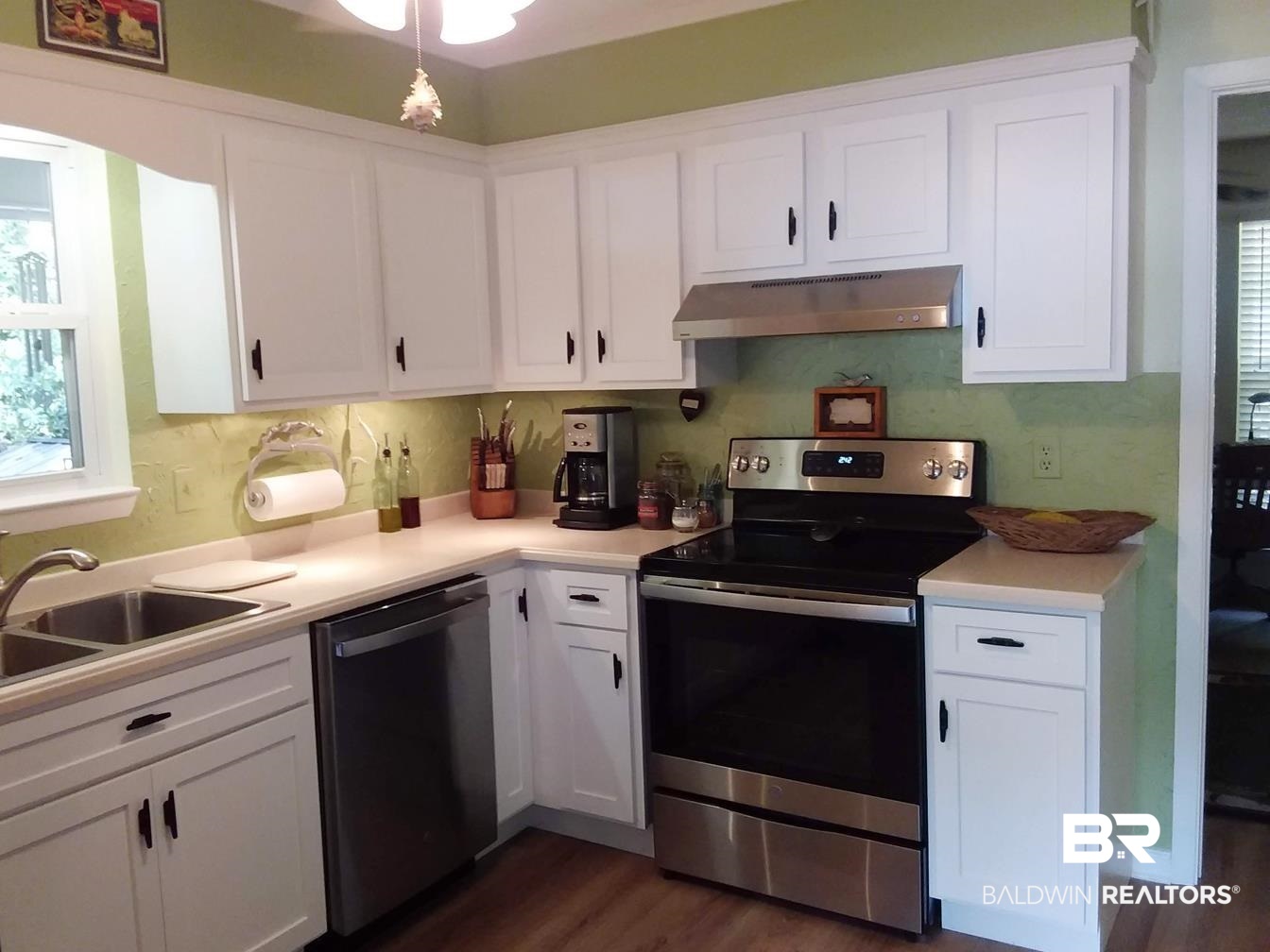 10097 Boynton Road Elberta, AL 36530 - Photo 24 of 49 Kitchen new appliances