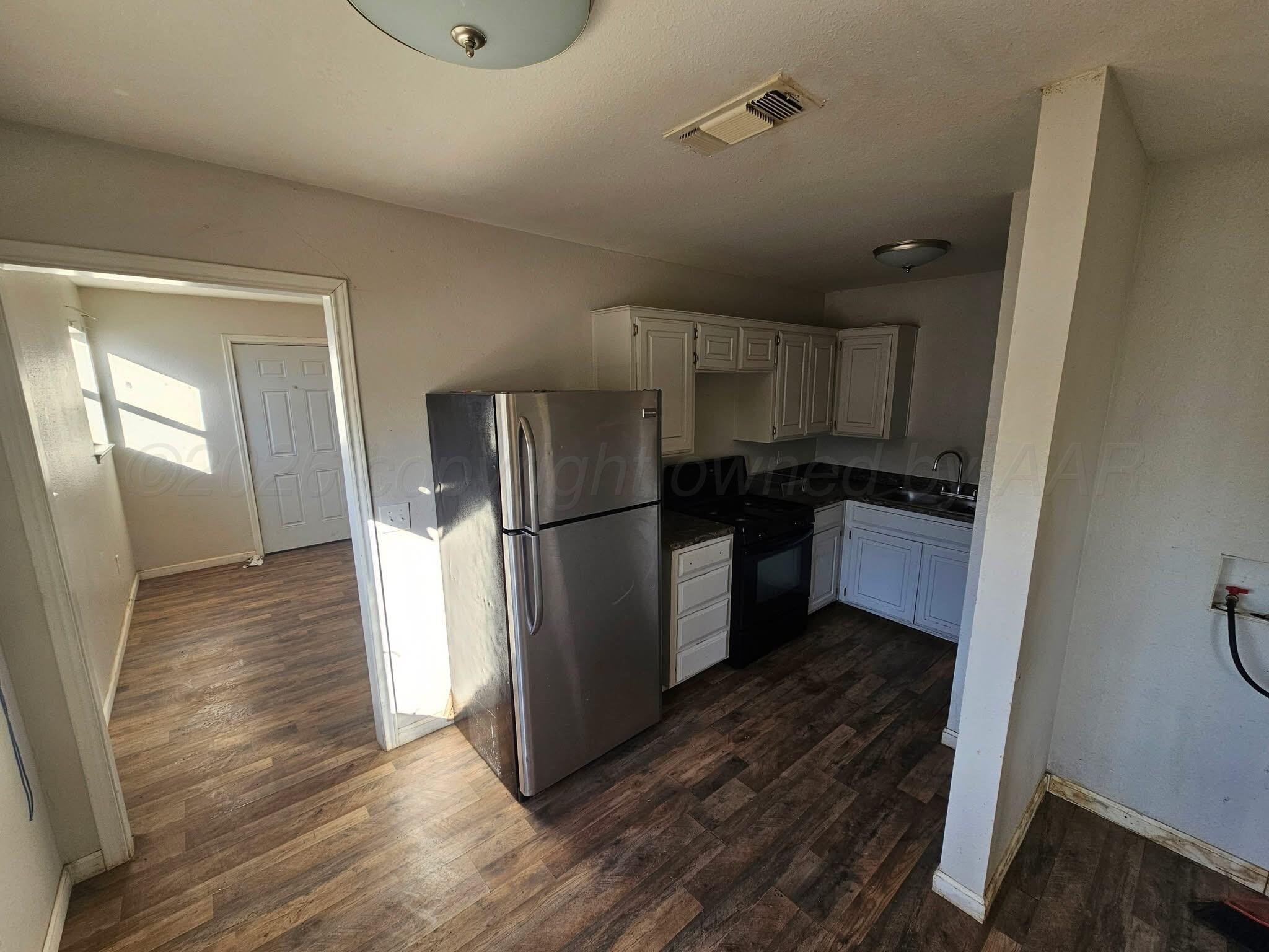 411 South Florida Street Amarillo, TX 79106 - Photo 6 of 19 IMG_5443