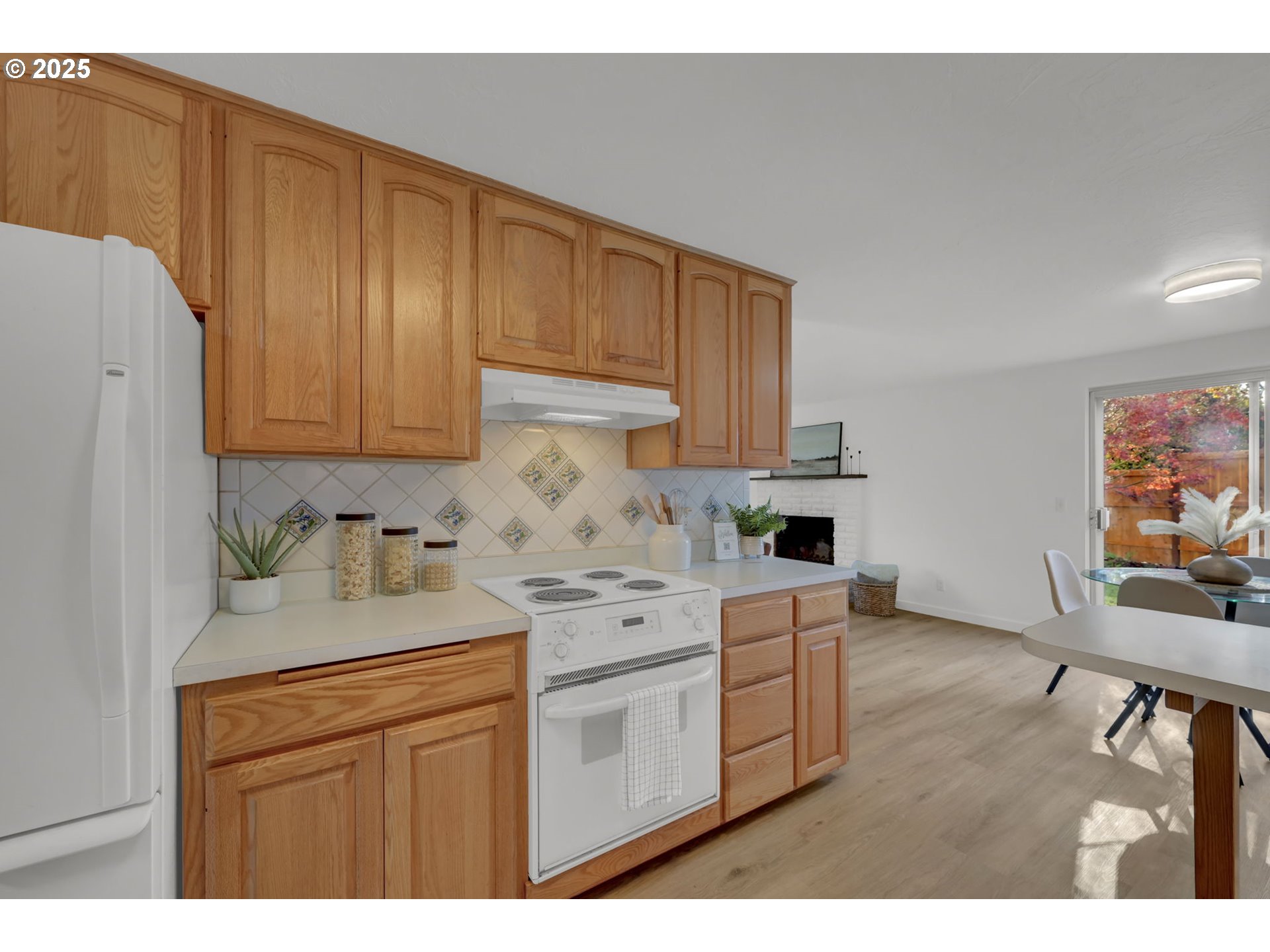 3235 Crocker Road Eugene, OR 97404 - Photo 11 of 48 Gallery Image 11