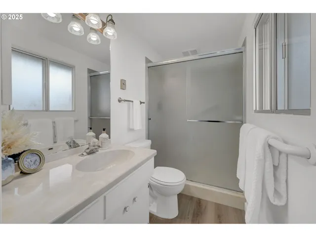 $449,000 | 3235 Crocker Road, Eugene, OR 97404