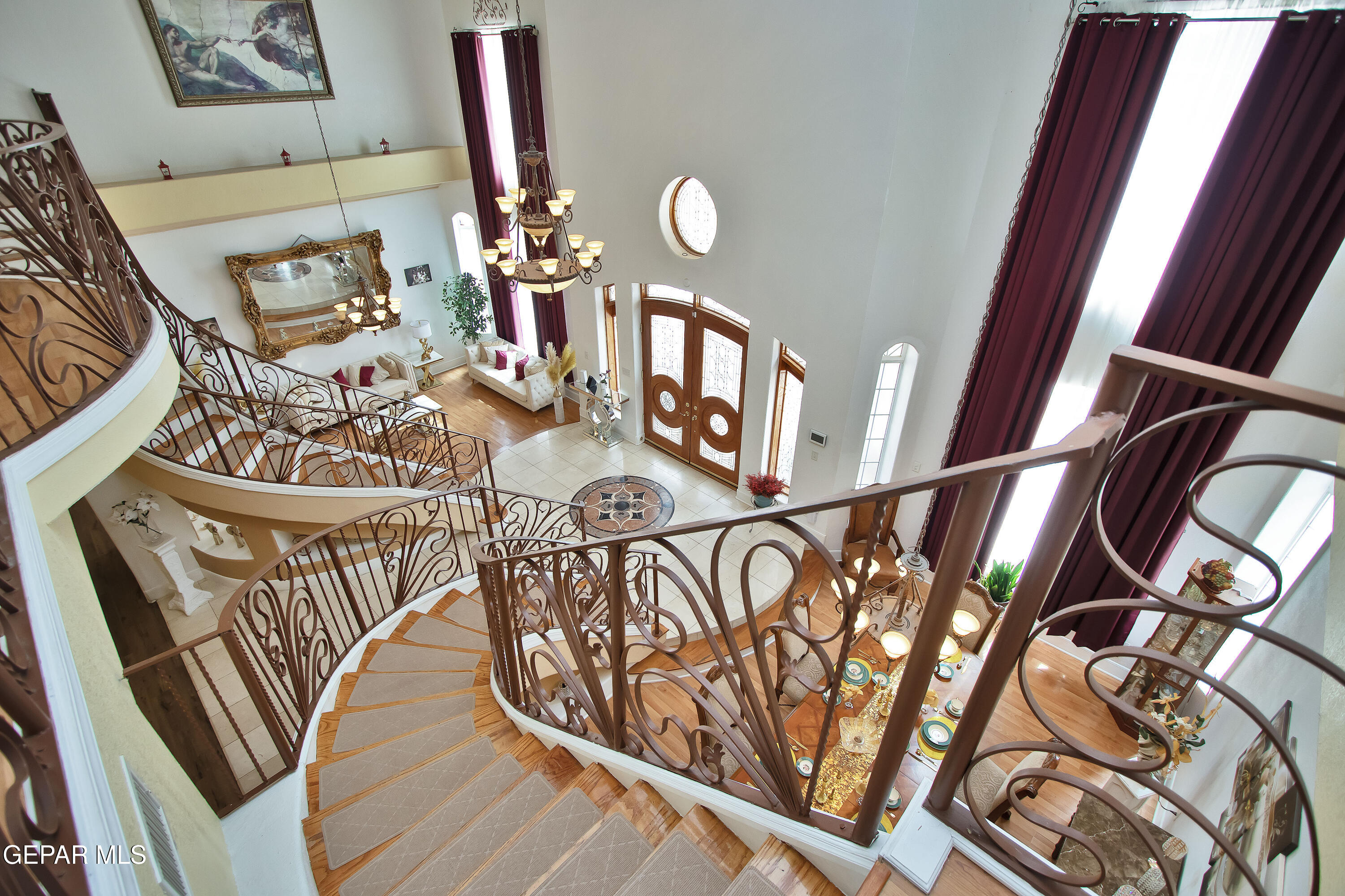 861 Country Club Road El Paso, TX 79932 - Photo 74 of 104 Staircase
