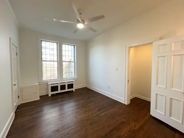 $3,495 | 1228 East Juneau Avenue, Unit 4, Milwaukee, WI 53202