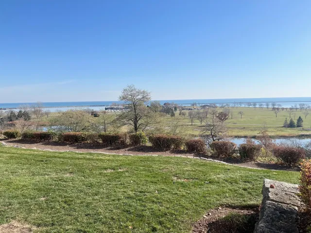 $3,495 | 1228 East Juneau Avenue, Unit 4, Milwaukee, WI 53202