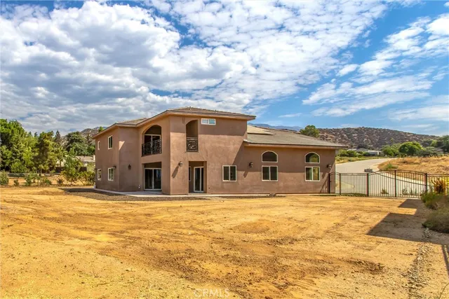$998,000 | 35750 Brookwood Court, Yucaipa, CA 92399