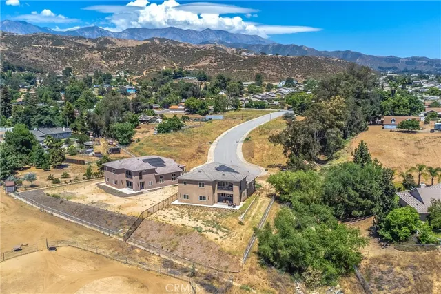 $998,000 | 35750 Brookwood Court, Yucaipa, CA 92399