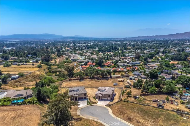 $998,000 | 35750 Brookwood Court, Yucaipa, CA 92399