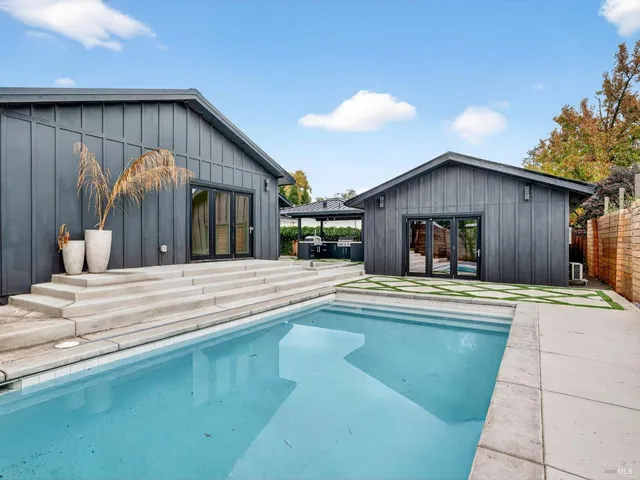 $2,499,999 | 1317 Hillview Place, St. Helena, CA 94574