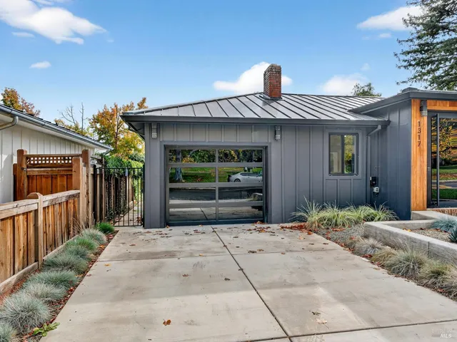 $2,499,999 | 1317 Hillview Place, St. Helena, CA 94574