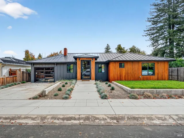 $2,499,999 | 1317 Hillview Place, St. Helena, CA 94574