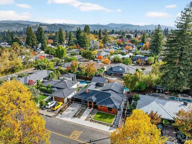 $2,499,999 | 1317 Hillview Place, St. Helena, CA 94574