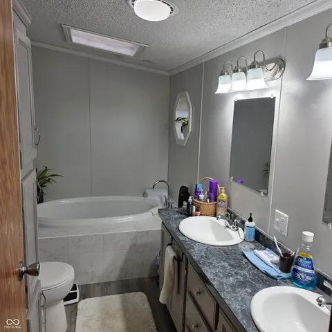 $194,500 | 5269 Highway 42, Brazil, IN 47834