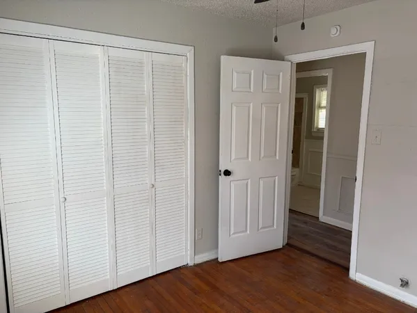 $1,995 | 5530 Lakefield Drive, Houston, TX 77033