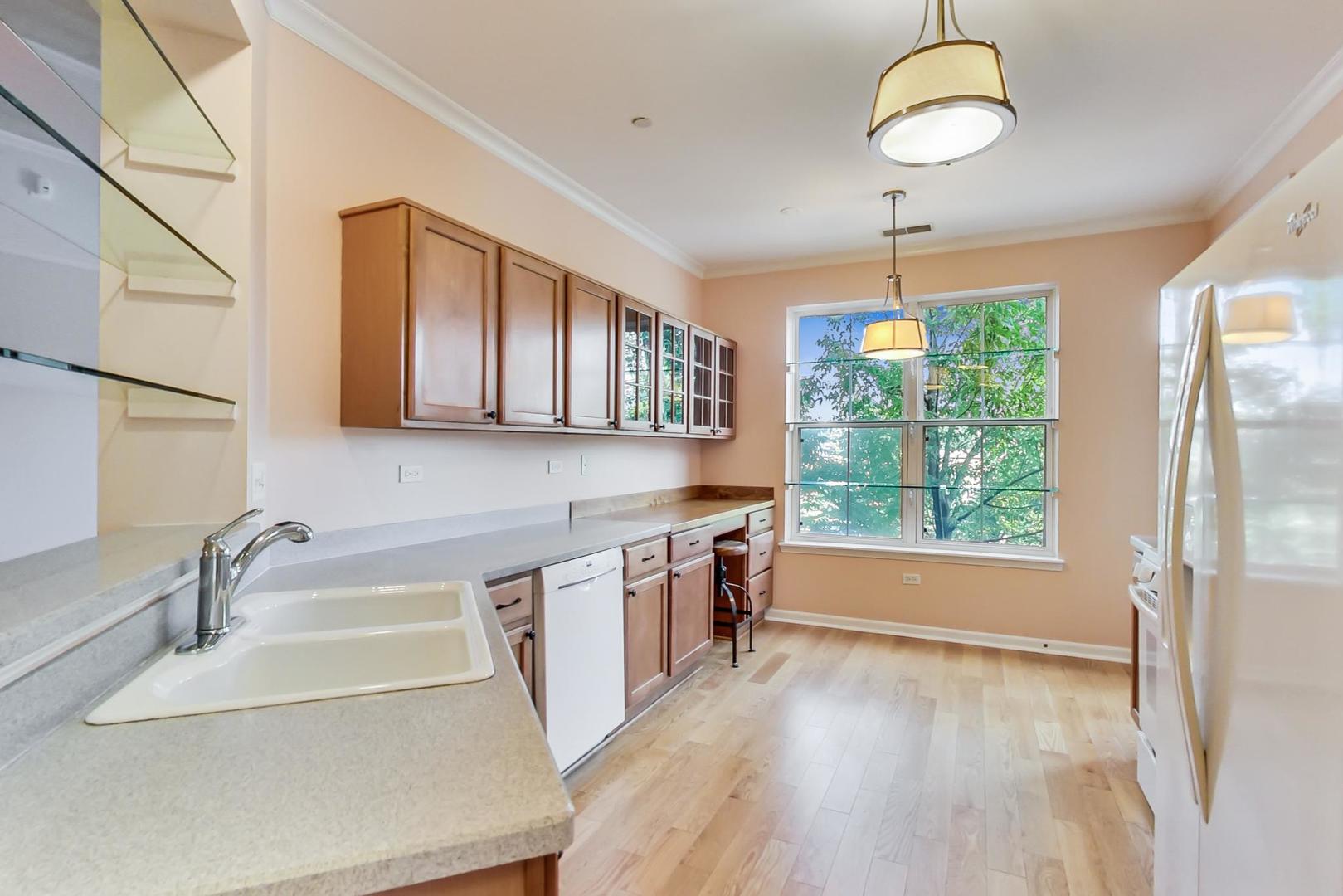 1950 Farnsworth Lane, Unit 109 Northbrook, IL 60062 - Photo 12 of 30