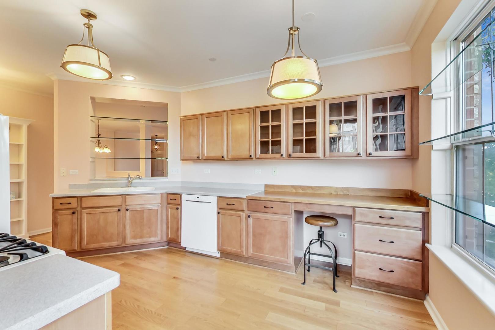 1950 Farnsworth Lane, Unit 109 Northbrook, IL 60062 - Photo 13 of 30