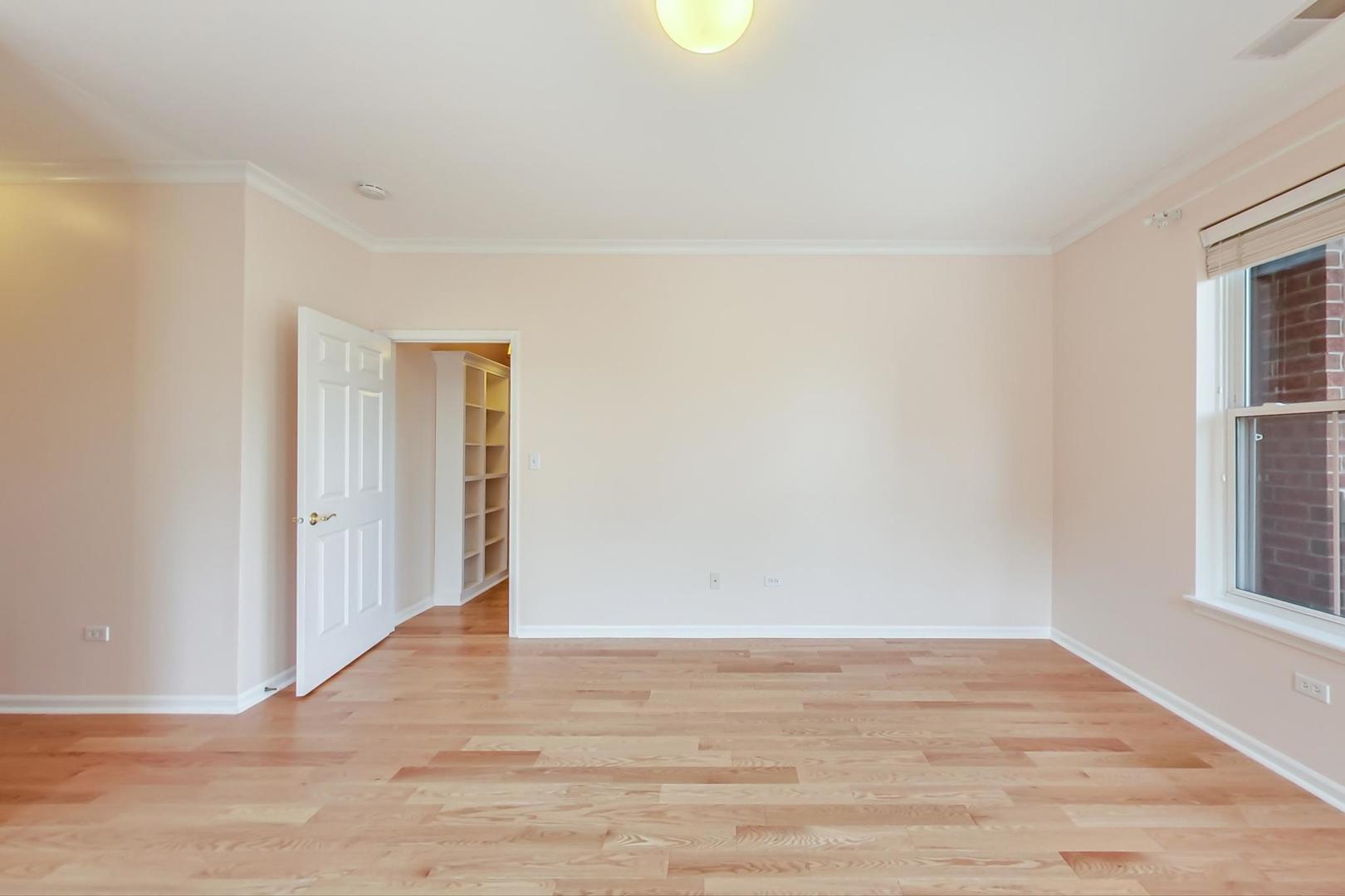 1950 Farnsworth Lane, Unit 109 Northbrook, IL 60062 - Photo 17 of 30