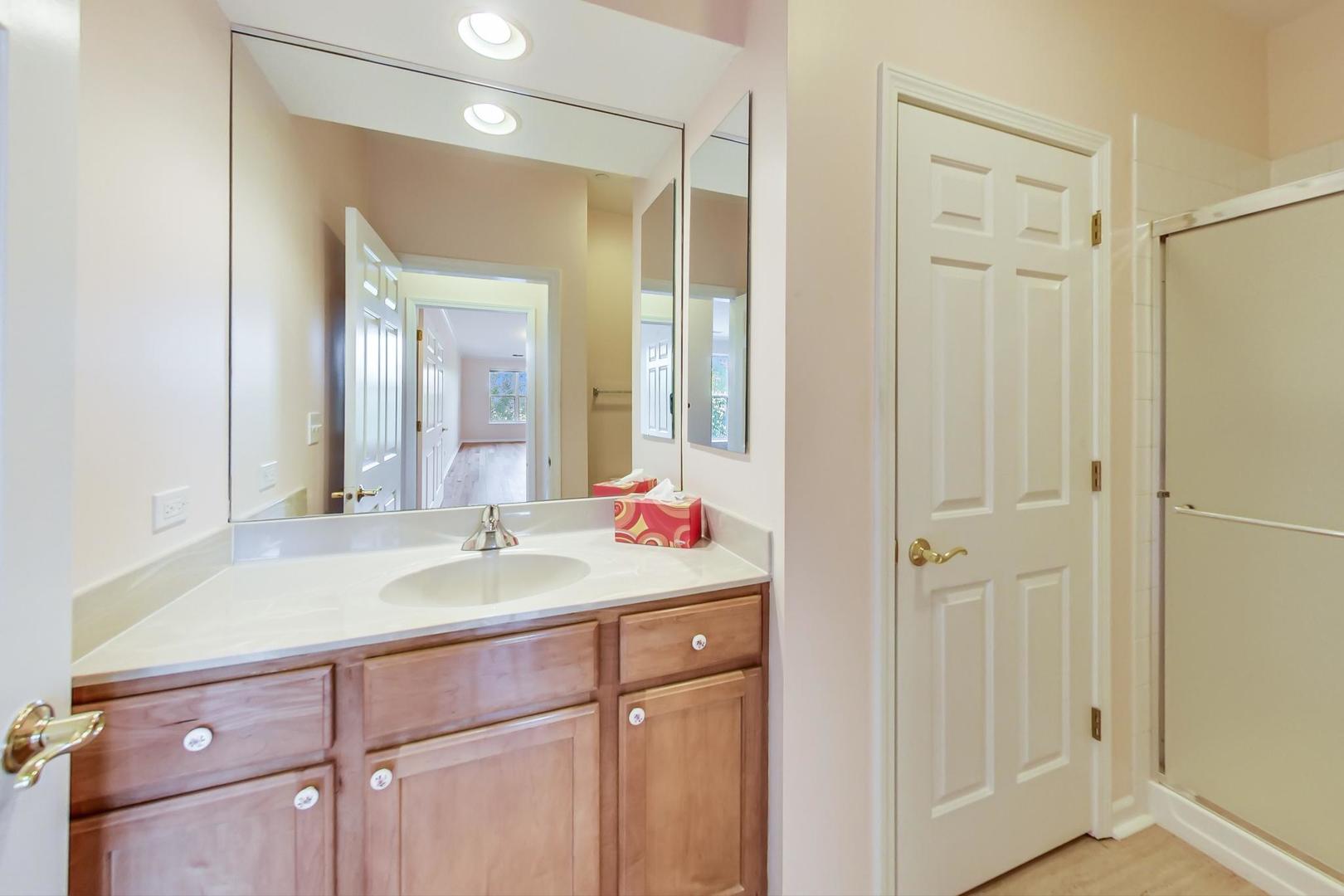 1950 Farnsworth Lane, Unit 109 Northbrook, IL 60062 - Photo 22 of 30