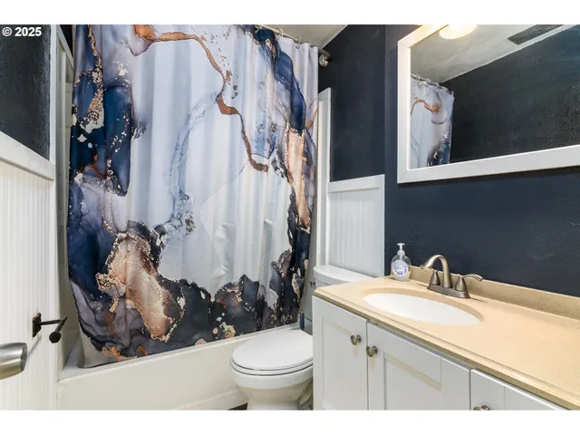 $329,000 | 145 Northwest 13th Street, Gresham, OR 97030