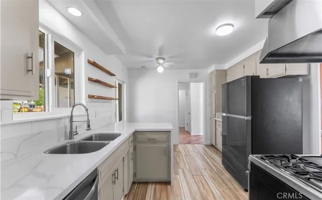 $2,800 | 1326 West Ave H-10, Lancaster, CA 93534