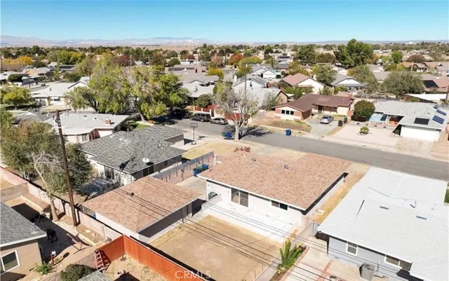 $2,800 | 1326 West Ave H-10, Lancaster, CA 93534