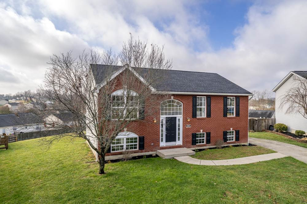 219 Alexis Circle Dry Ridge, KY 41035 - Photo 4 of 32 Gallery Image 4