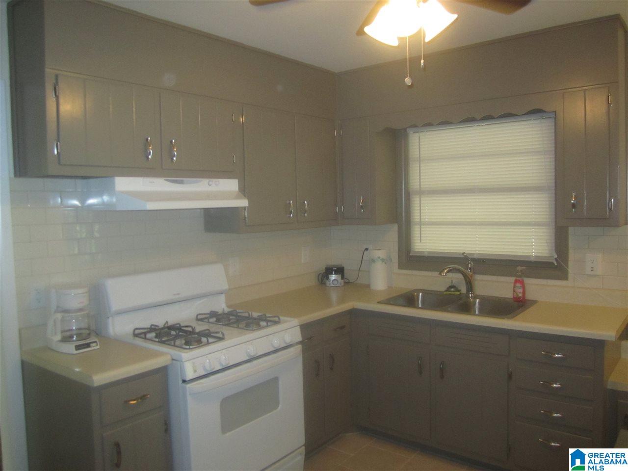 312 13th Terrace Northwest Center Point, AL 35215 - Photo 13 of 26