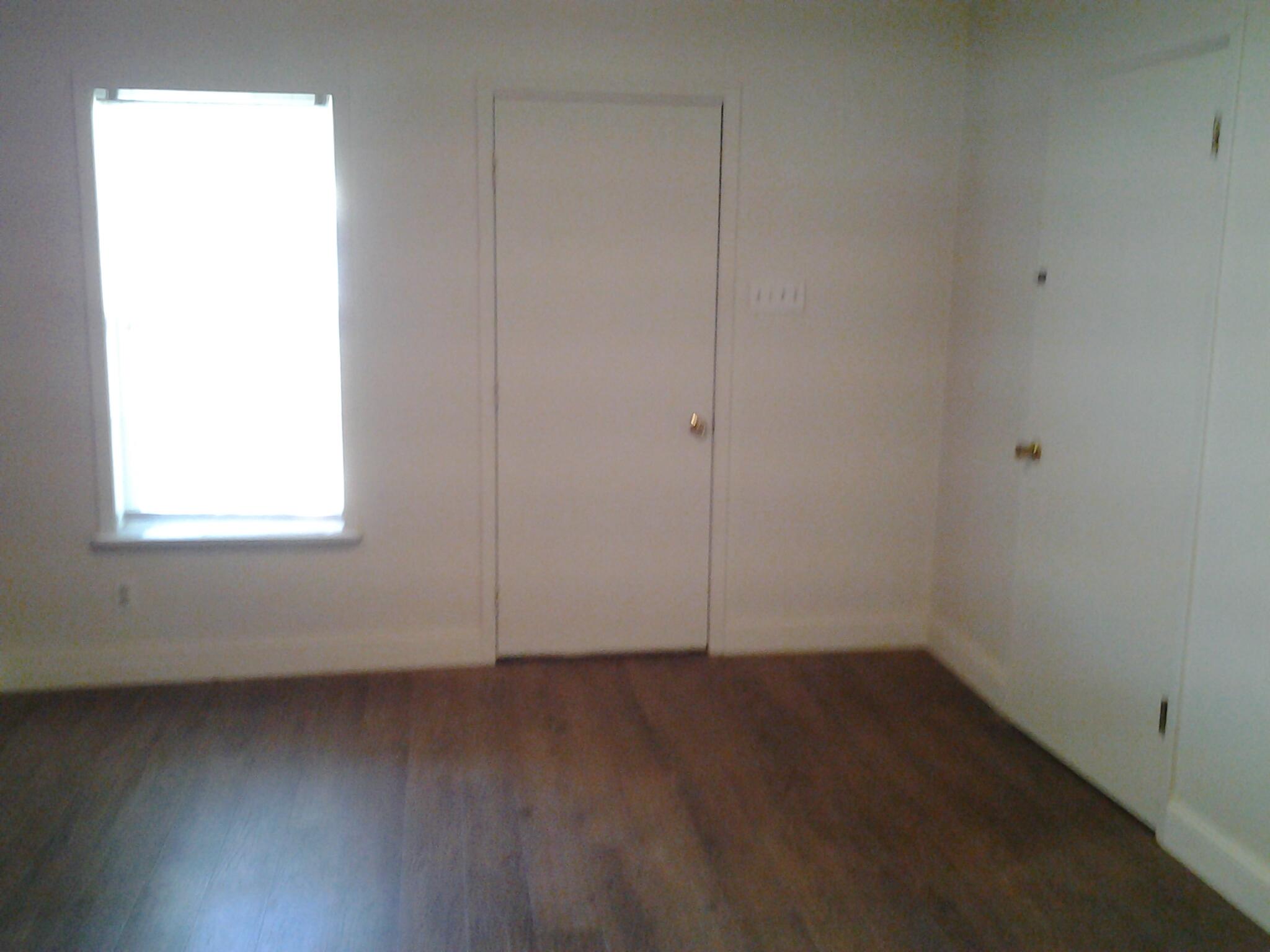500 8th Street O'Donnell, TX 79351 - Photo 11 of 14 an empty room with a window