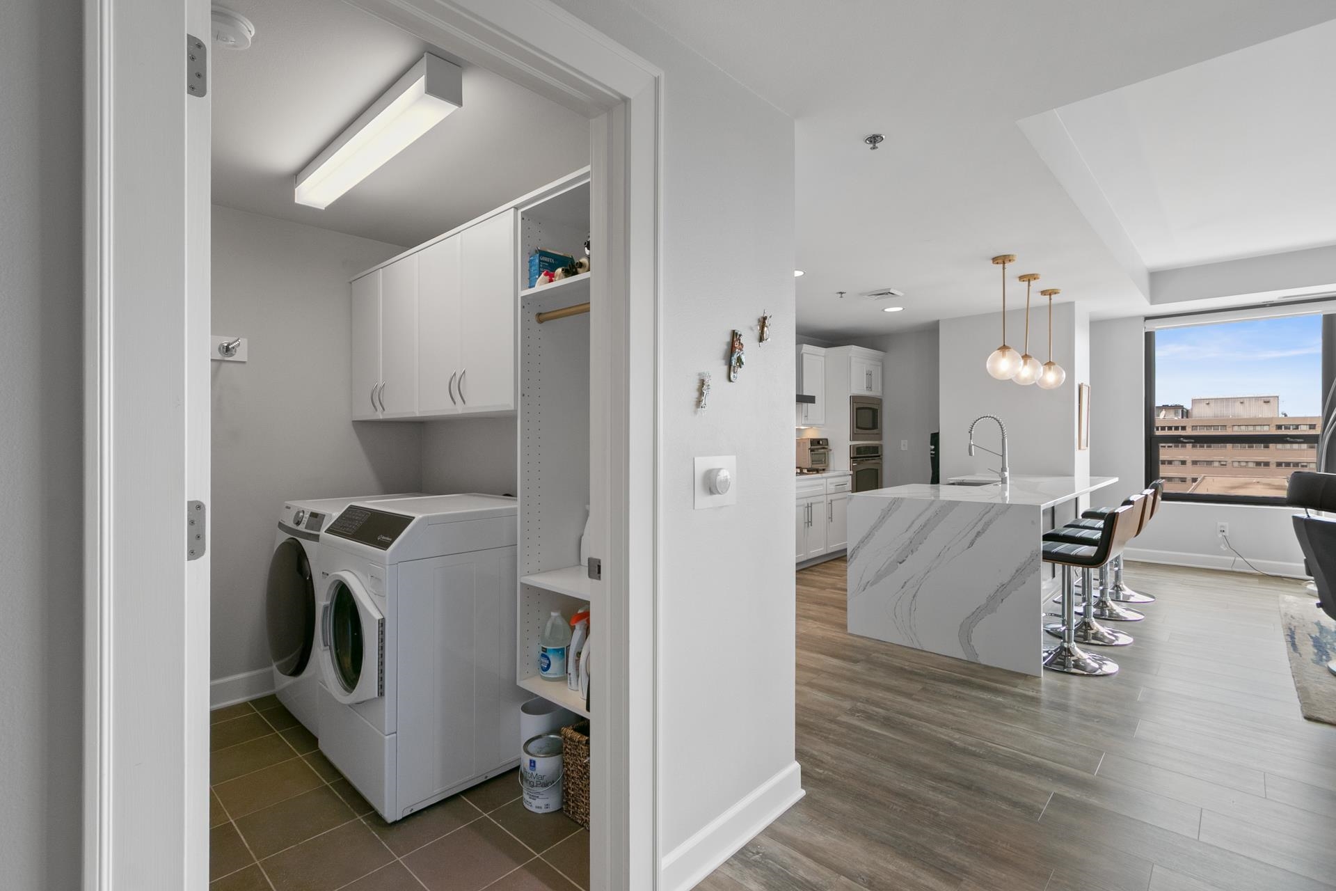 137 East Wilson Street, Unit 1113 Madison, WI 53703 - Photo 14 of 47