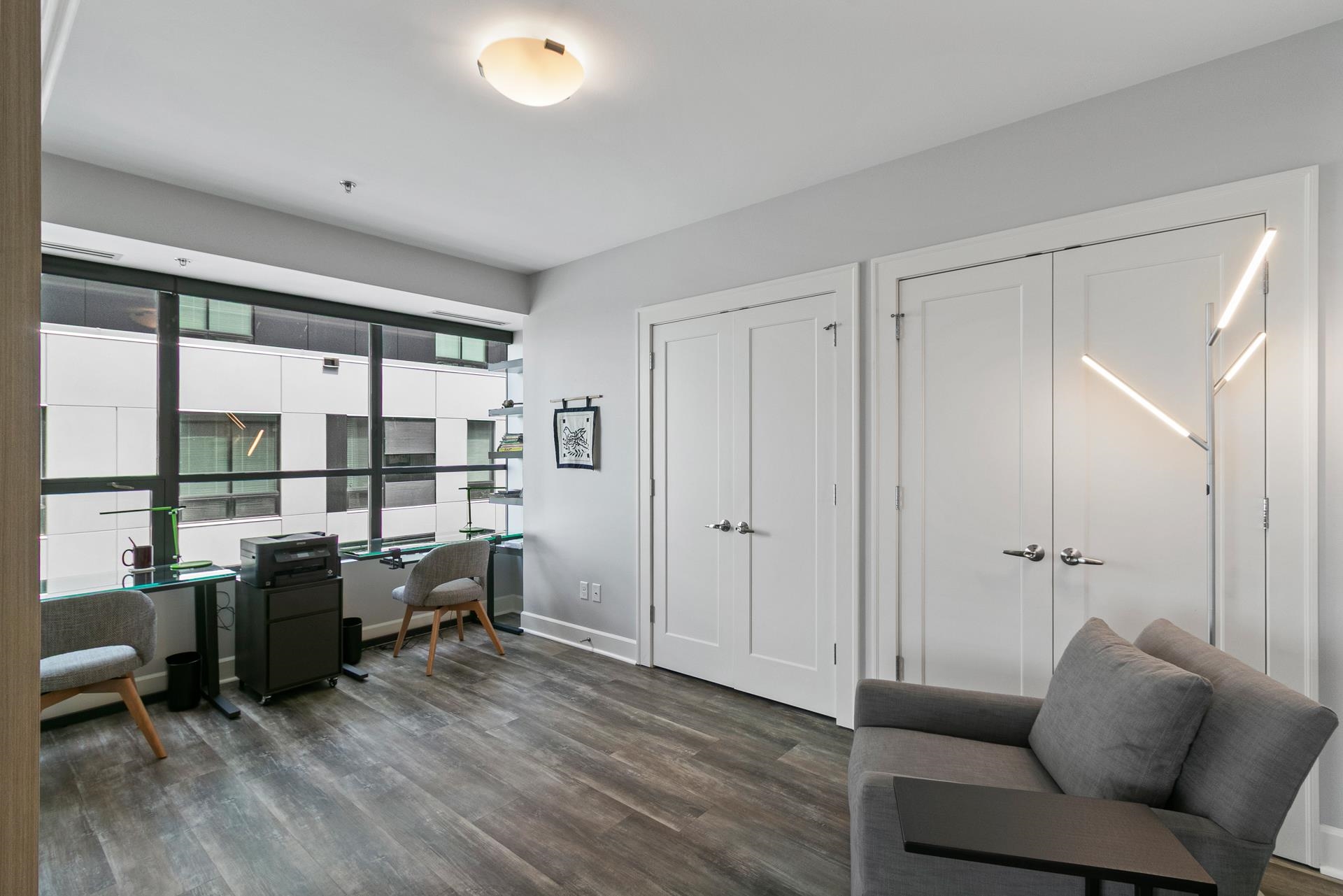 137 East Wilson Street, Unit 1113 Madison, WI 53703 - Photo 25 of 47