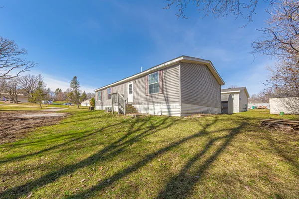 $100,000 | 12516 Garland Avenue, Apple Valley, MN 55124