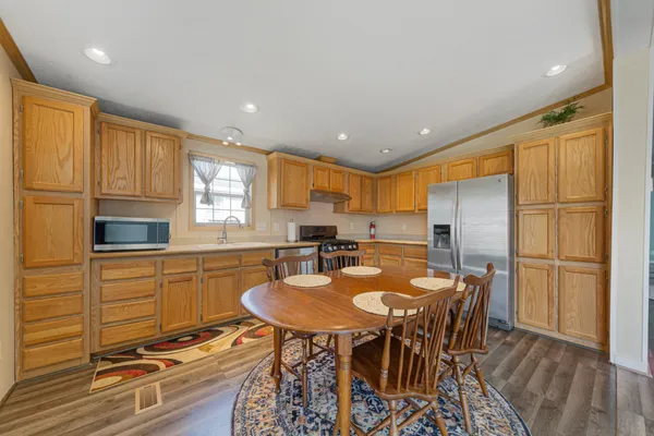 $100,000 | 12516 Garland Avenue, Apple Valley, MN 55124