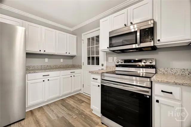 $429,900 | 3209 Woodlawn Drive, Savannah, GA 31404