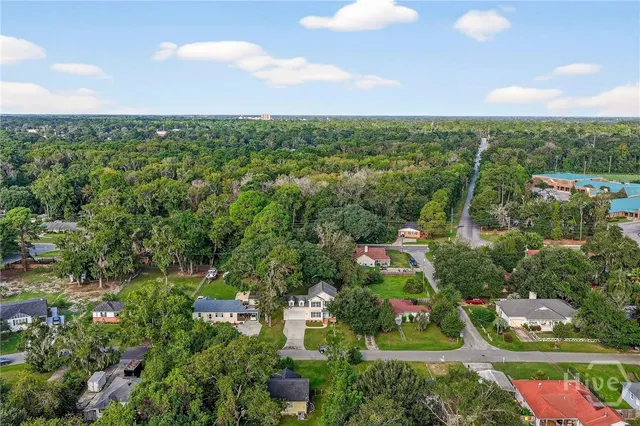 $429,900 | 3209 Woodlawn Drive, Savannah, GA 31404