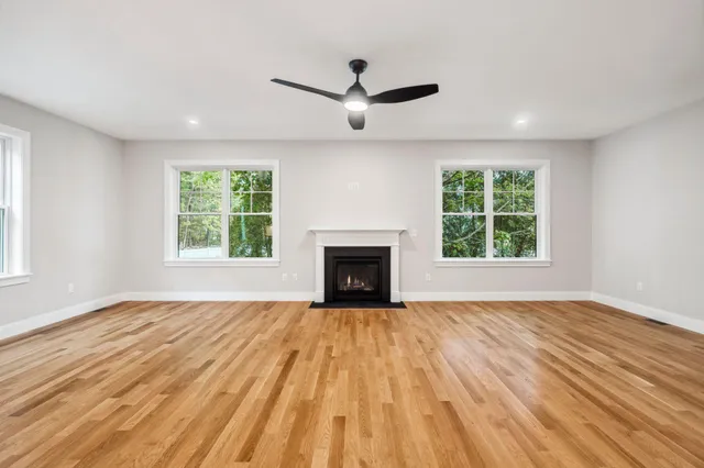 $1,325,000 | 12 Washburn Farm Lane, Unit 3, Kittery Point, ME 03905