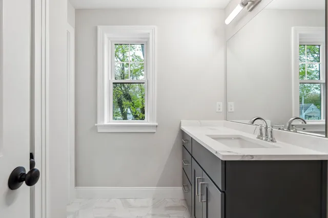 $1,325,000 | 12 Washburn Farm Lane, Unit 3, Kittery Point, ME 03905