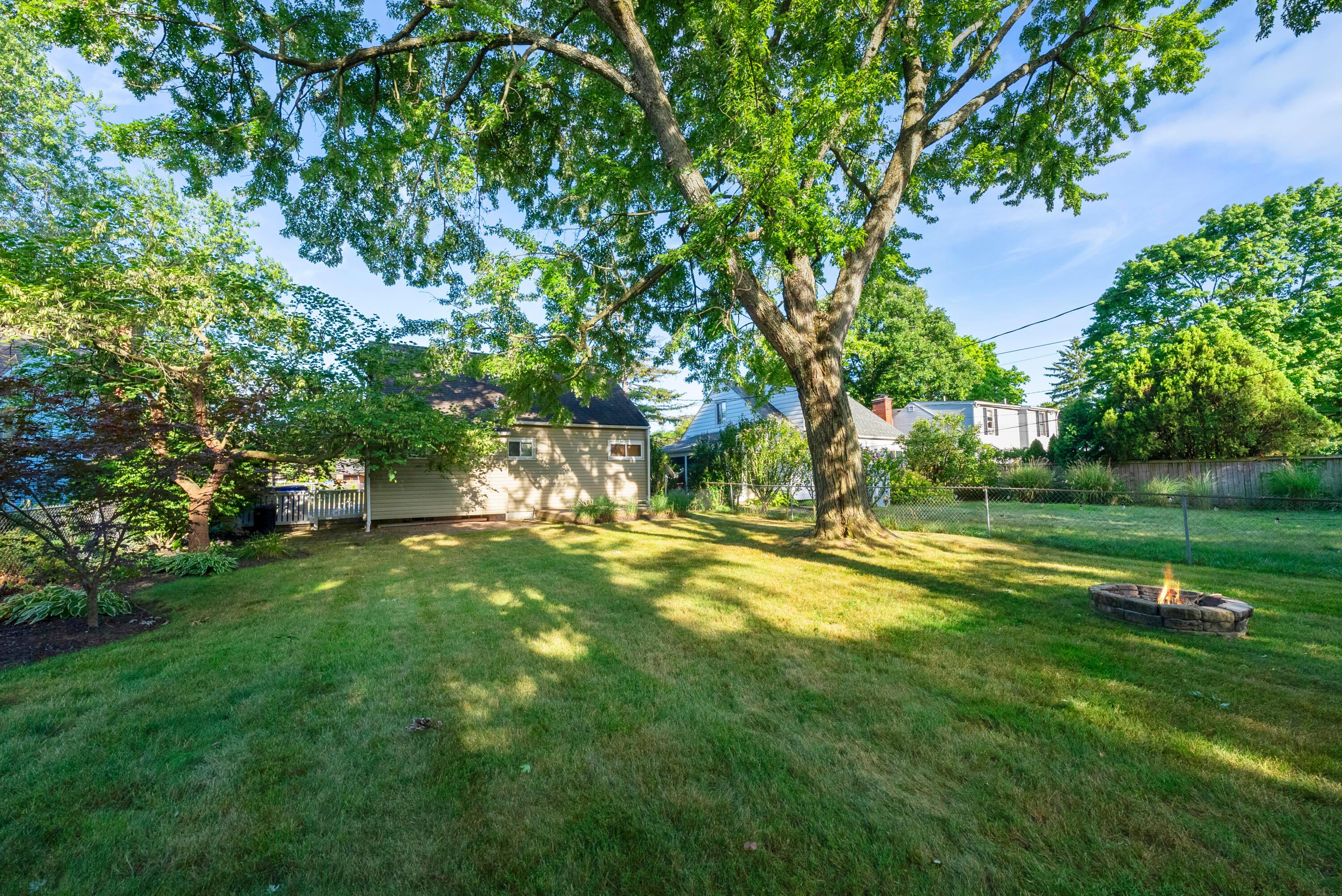 3321 Redding Road Columbus, OH 43221 - Photo 34 of 35 DSC05531