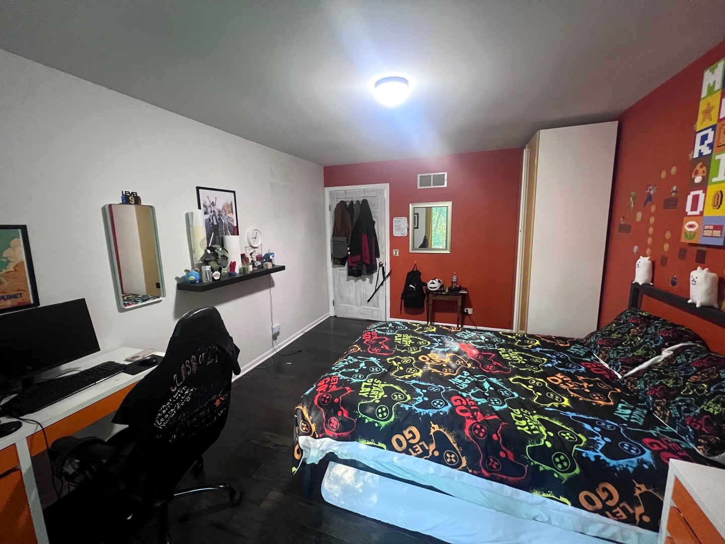 12970 Briody Way Genoa, IL 60135 - Photo 33 of 45 a room with lots of flowers and a table