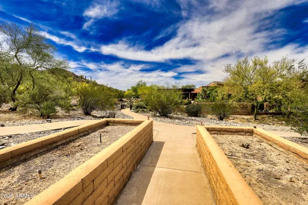 $4,700,000 | 8903 North Arroya Grande Drive, Phoenix, AZ 85028