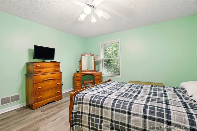 $319,900 | 2381 Ridge Crest Drive Northeast, Lanesville, IN 47136