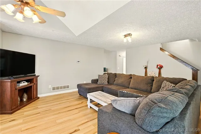 $319,900 | 2381 Ridge Crest Drive Northeast, Lanesville, IN 47136