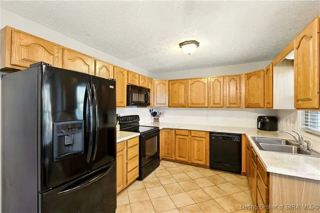 $319,900 | 2381 Ridge Crest Drive Northeast, Lanesville, IN 47136